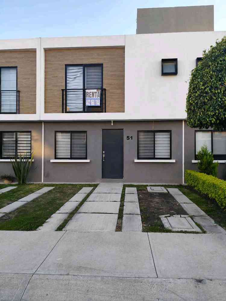 casa en renta paseo de alcatraces riscos de zakia 1 el marques queretaro paddKZ1